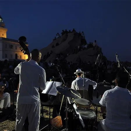 Szálloda Da Cecco Santa Teresa Gallura